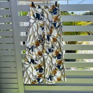 Forever21, wide leg floral pant, color: white, size: Medium